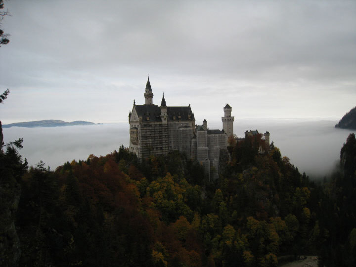 ノイシュバンシュタイン城は雲の上