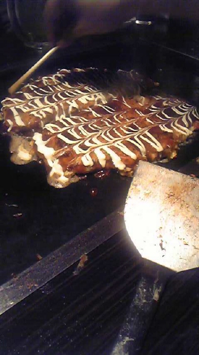 ボリューム満点お好み焼きです!