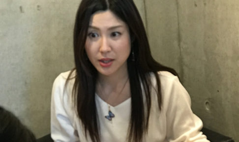 フジムラコンテンポラリーアート所属、銅版画家の小柳優衣先生