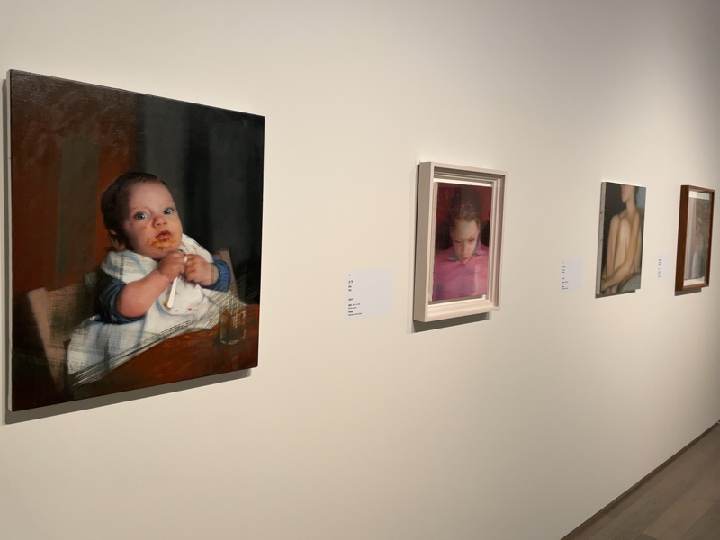 国立近代美術館で開催の「ゲルハルト・リヒター展」に飾られている《肖像画》の作品写真
