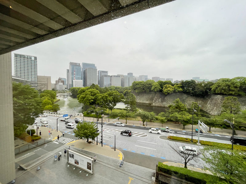 東京国立近代美術館の展望休憩室「眺めのよい部屋」写真