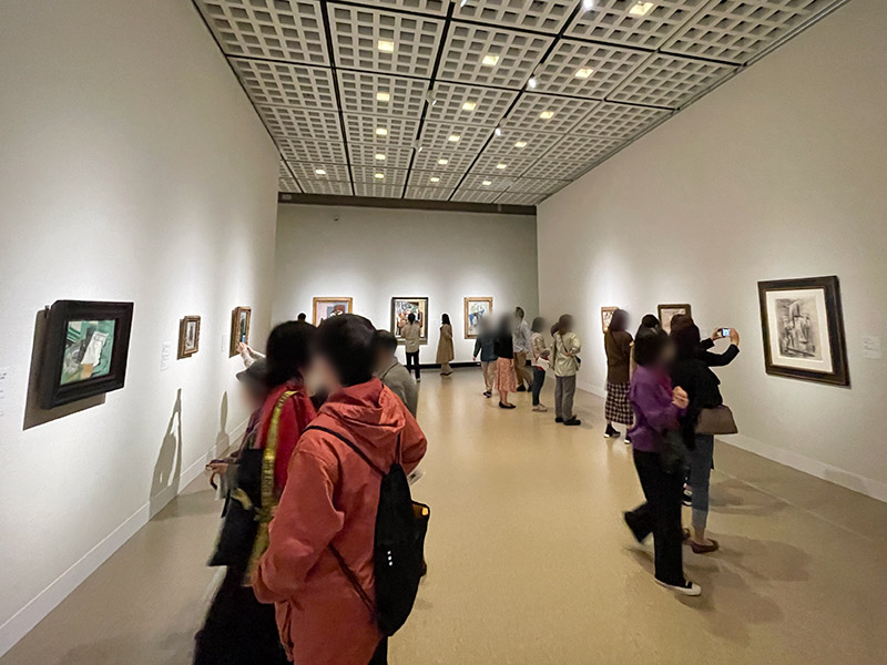 「ピカソとその時代 ベルリン国立ベルクグリューン美術館展」の会場内写真